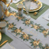 Chemin de table Noël enchanté – Image 2