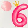 Ballon chiffre en aluminium rose + couronne dorée