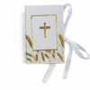 Livre blanc avec croix dorée et épis